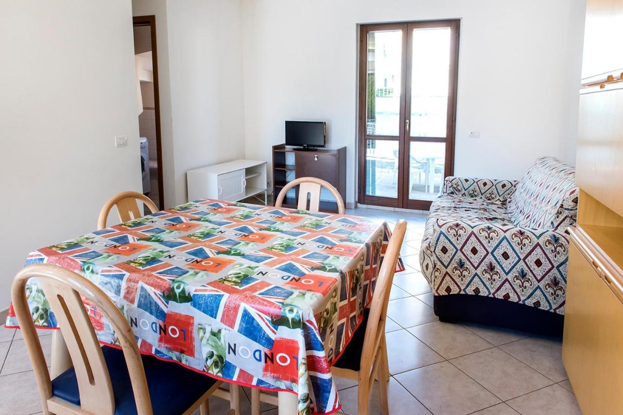 S130 - Sirolo, Deliziosa Villetta Con Terrazzo ภายนอก รูปภาพ