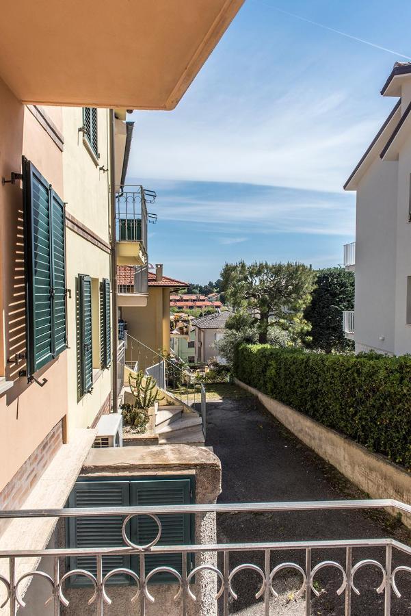 S130 - Sirolo, Deliziosa Villetta Con Terrazzo ภายนอก รูปภาพ