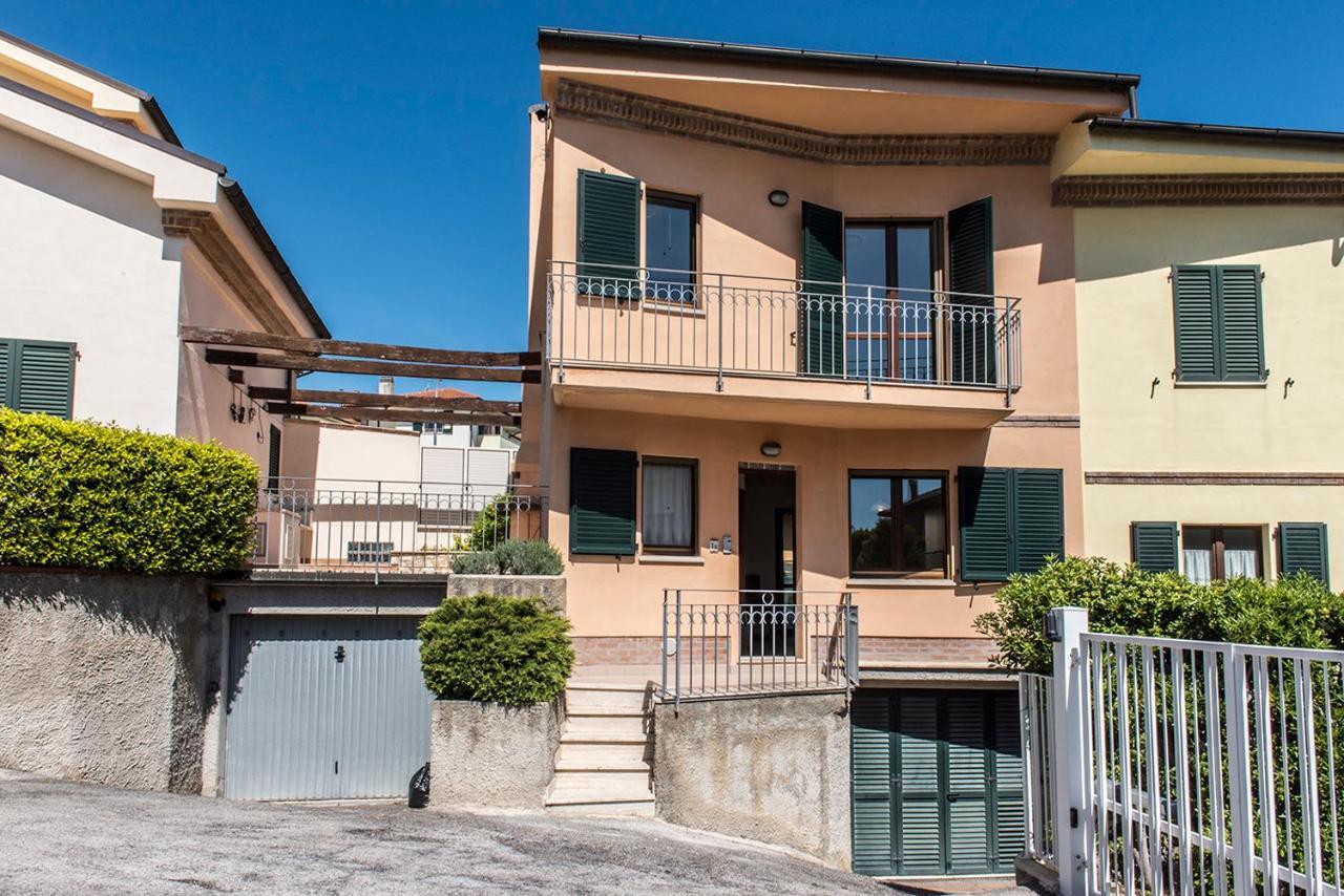 S130 - Sirolo, Deliziosa Villetta Con Terrazzo ภายนอก รูปภาพ
