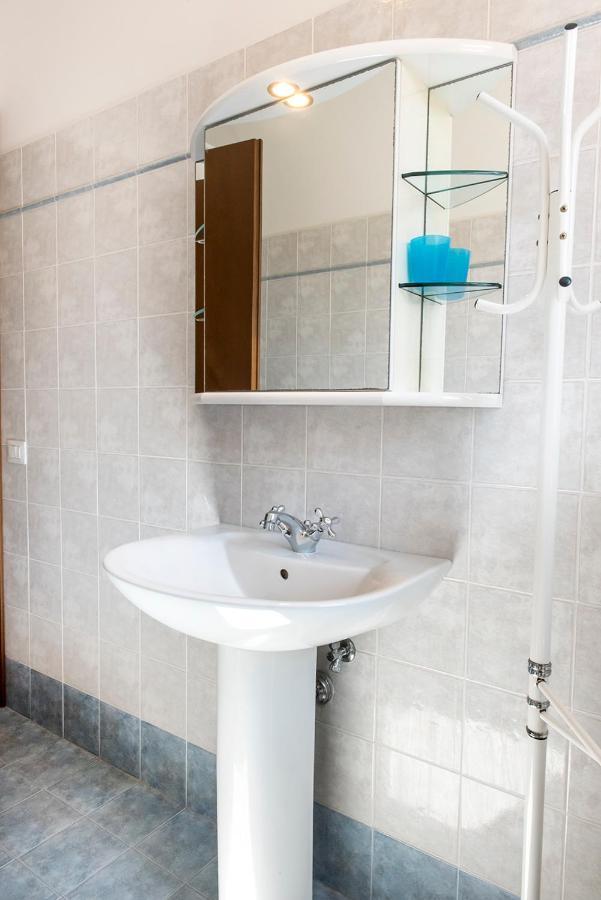 S130 - Sirolo, Deliziosa Villetta Con Terrazzo ภายนอก รูปภาพ