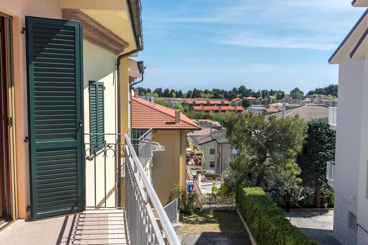 S130 - Sirolo, Deliziosa Villetta Con Terrazzo ภายนอก รูปภาพ